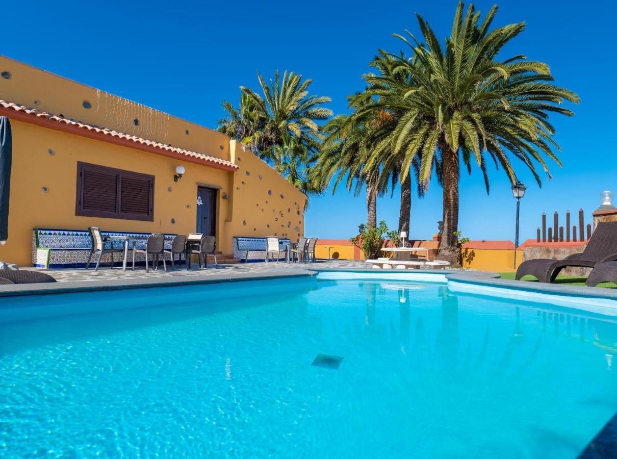 فيلا Pradera De Melo Heated Pool On Request-Wifi-Bbq لوس رياليخوس المظهر الخارجي الصورة